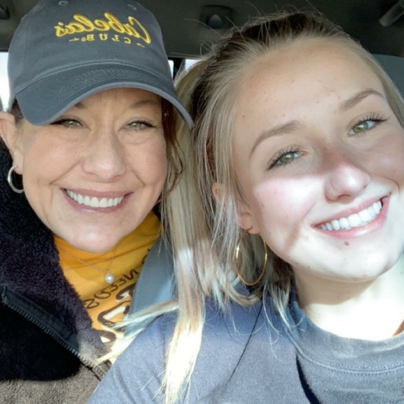 Good condition clothes and shoes at a low price. - Picture 1 of 1